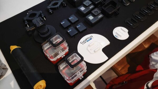 Kit GoPro Hero 7 Black – Duas Câmeras + Super Kit Profissional - Image 2